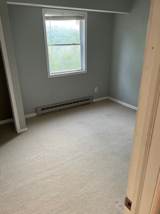 832 Oakdale Rd Unit 832 Oakdale rd, Johnson City, NY 13790 Apartments