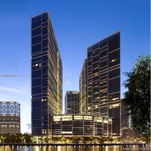 Building Photo - 475 Brickell Ave