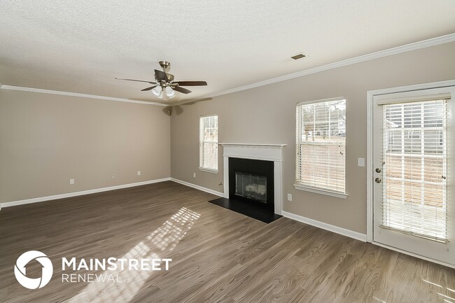 Building Photo - 200 Teak Ln