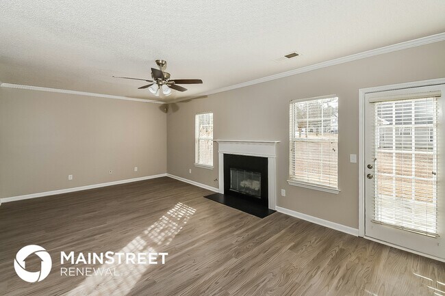 Foto del edificio - 200 Teak Ln