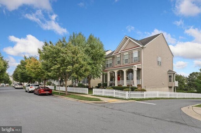 Foto del edificio - 12012 Chestnut Glen Rd