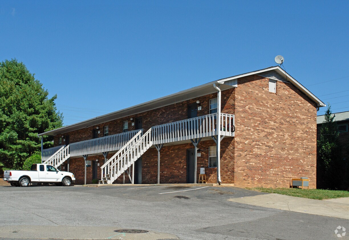 Foto principal - Teakwood Manor Apartments