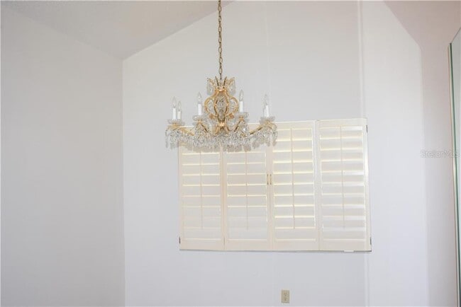 Building Photo - 232 Burning Tree Dr