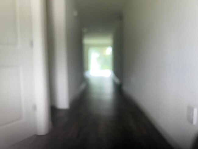 Building Photo - 8207 Fort Walton Ave