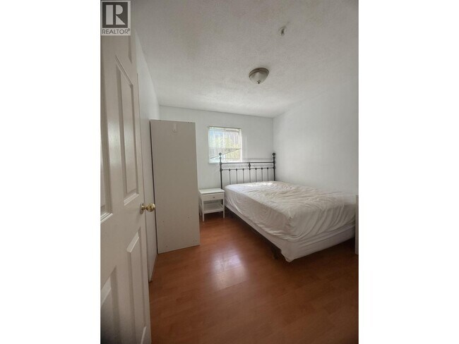 Photo du bâtiment - 623 E 10th Ave