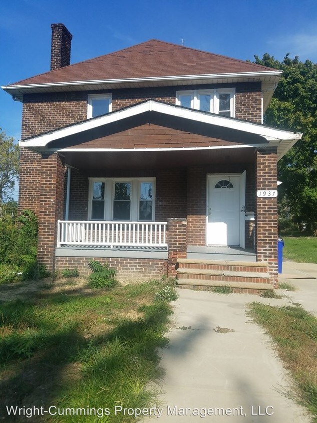 Primary Photo - 1937 Westburn Ave
