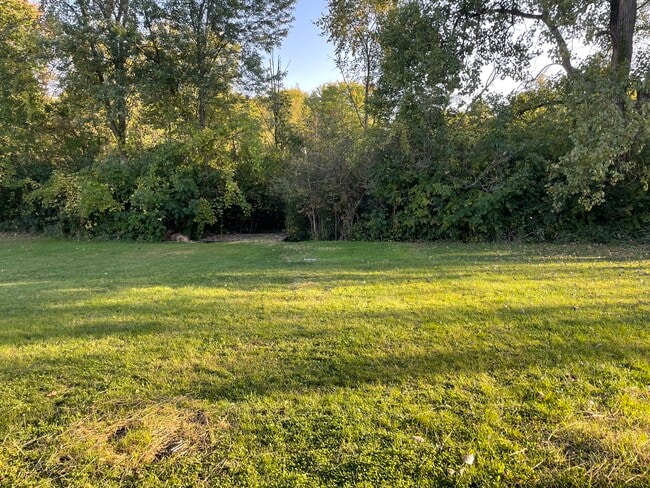 Building Photo - 8657 S Akins Rd