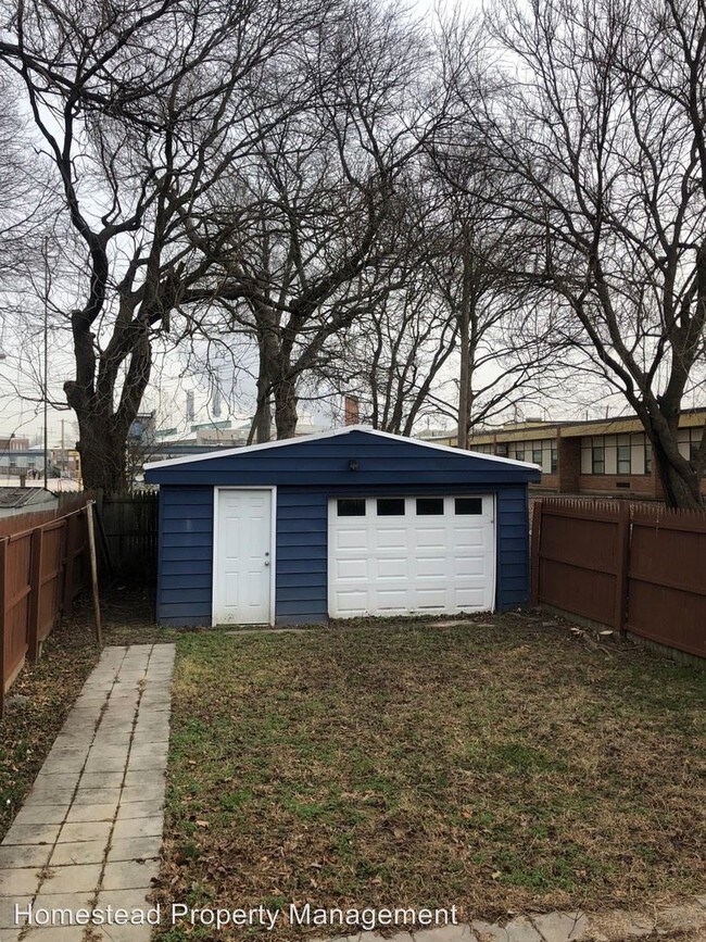 Building Photo - 3 br, 2 bath House - 917 Saville Avenue