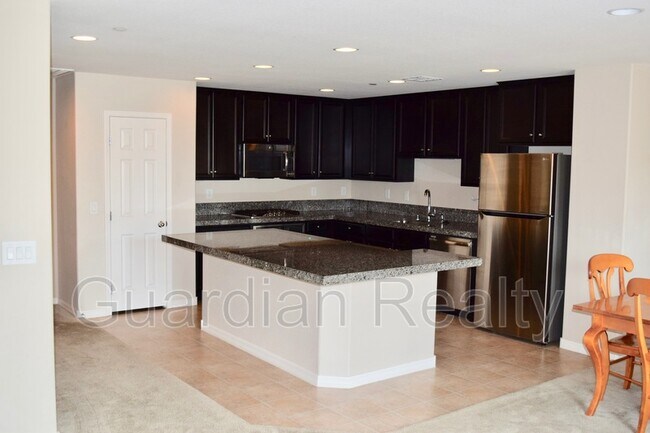 Foto del edificio - 1525 Spiced Wine Ave