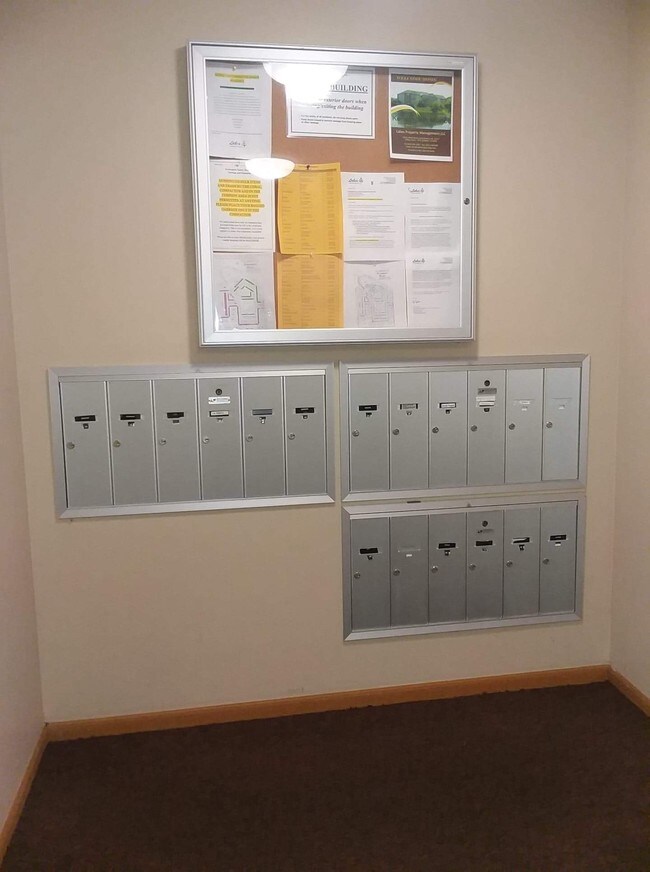 Interior mailbox - 330 Cunat Blvd