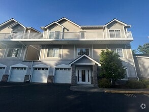 Building Photo - 14120 SE 171st Way
