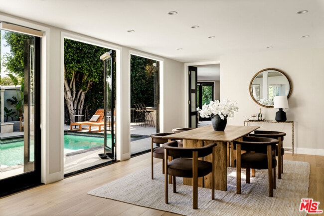 Foto del edificio - 1143 Sierra Alta Way