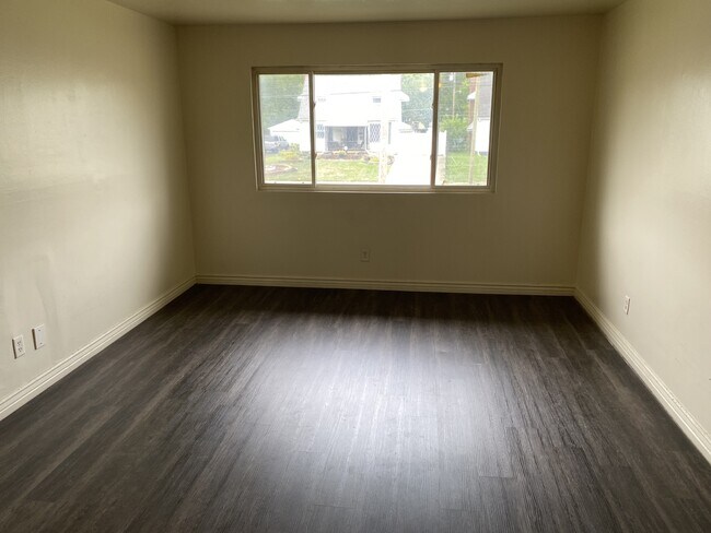 Foto del edificio - 2163 W Mound St