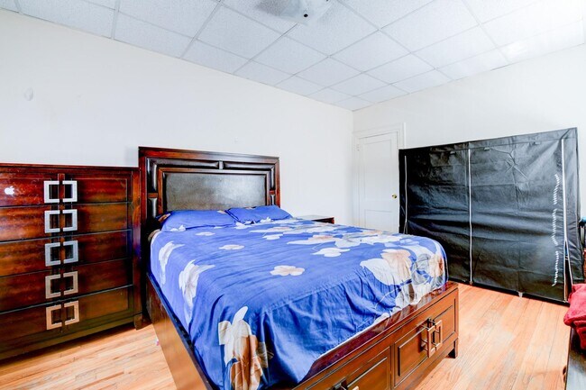 Foto del edificio - 901 Grand Ave