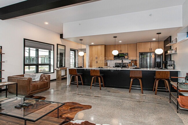 Foto del edificio - 3415 N Broadway