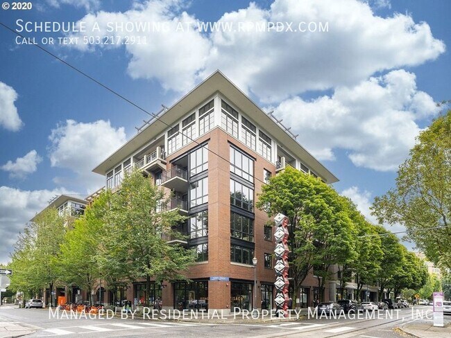 Building Photo - 1030 NW Johnson St