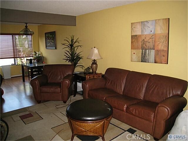Foto principal - 1415 E 4th St
