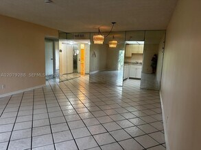 Building Photo - 6300 S Falls Cir Dr
