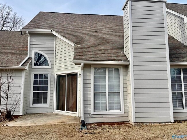 Foto del edificio - 127 Stone Meadow Ln