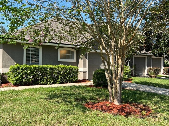Building Photo - 1815 Green Springs Cir