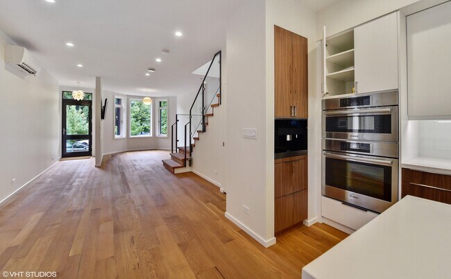 Foto del edificio - 5485 S Ellis Ave