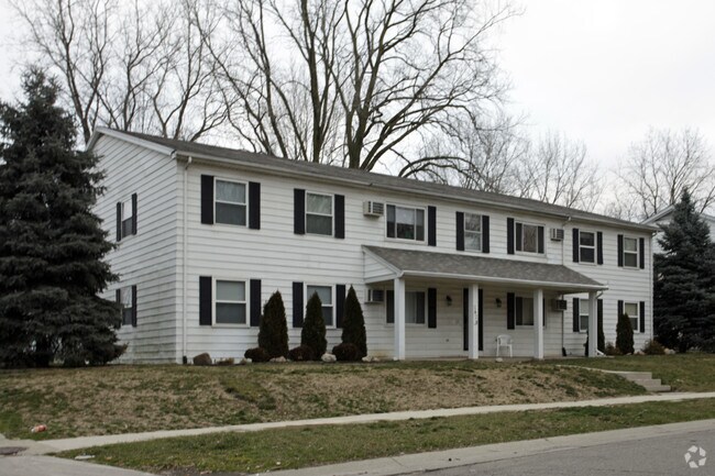 Building Photo - 1626 Brooke Park Dr