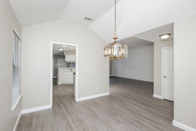 Building Photo - 2809 Princewood Dr