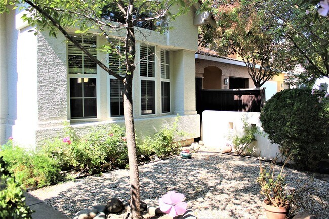 Building Photo - New Reduced Rent: $3,200 for a Single-Stor...