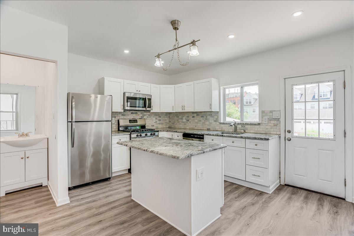 Foto principal - 429 Spring Mill Ave