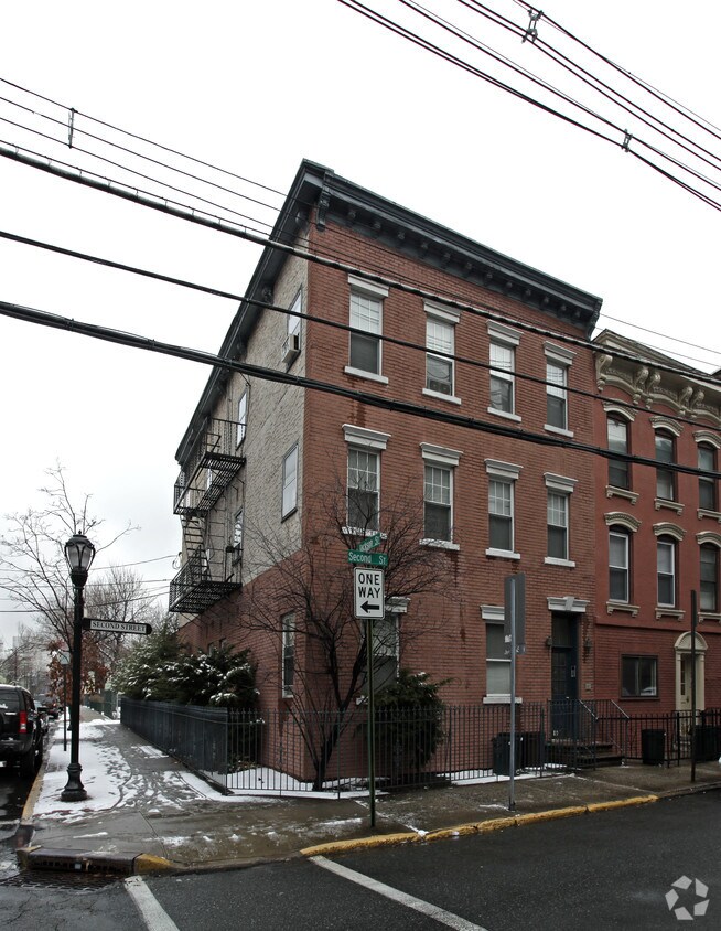 Primary Photo - 614 2nd St