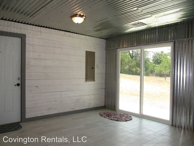 Building Photo - 1 br, 1 bath House - 320 N Pearl St