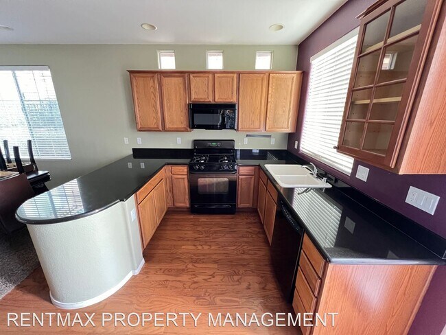 Building Photo - 3 br, 2.5 bath House - 2334 MALAGA PEAK ST