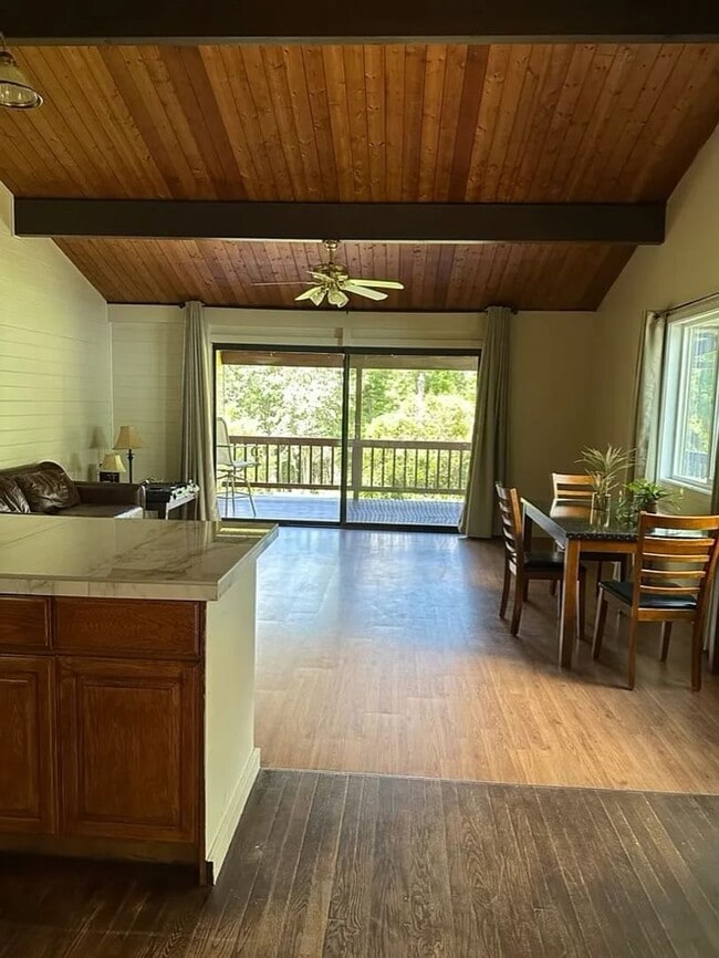 Building Photo - Charming 2 Bed, 2 Bath Home for Rent