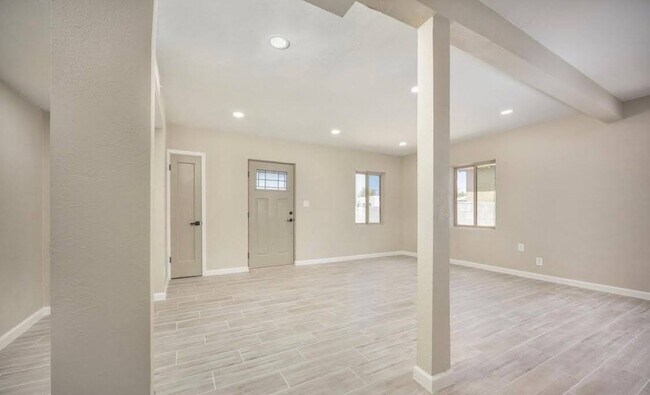 Living room - 1700 E Grant Rd