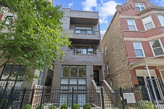 Building Photo - 919 N Hermitage Ave
