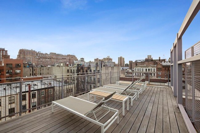 Foto del edificio - 256 West 21st Street