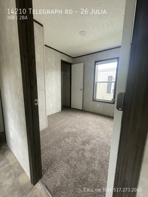Foto del edificio - 14210 Telegraph Rd