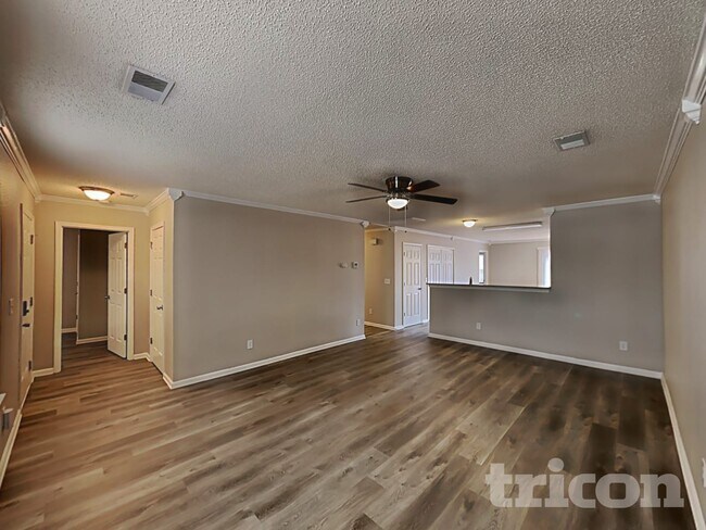 Building Photo - 61 Bluebead Ct
