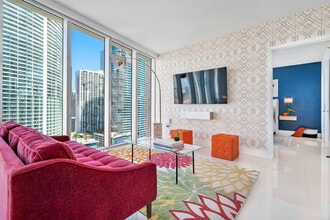 Building Photo - 485 Brickell Ave