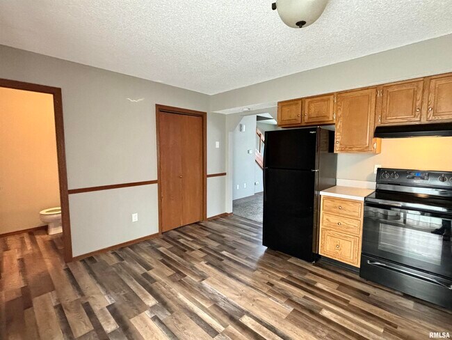 Building Photo - 2612 Gaylord Ave