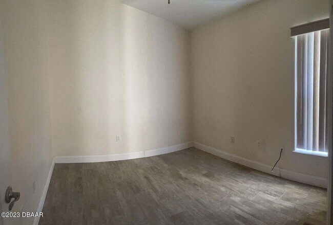 Foto del edificio - 5141 Orange Ave