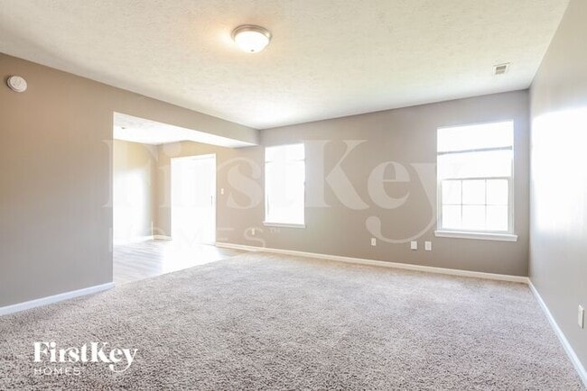 Foto del edificio - 3625 Dayflower Way