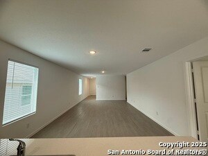 Building Photo - 256 Ottawa Wy