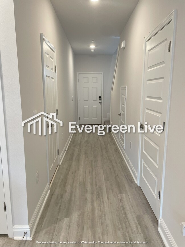 Building Photo - 9885 McLuvin Rd