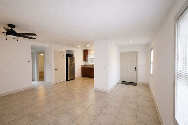 Foto del edificio - 1012 Bidwell St