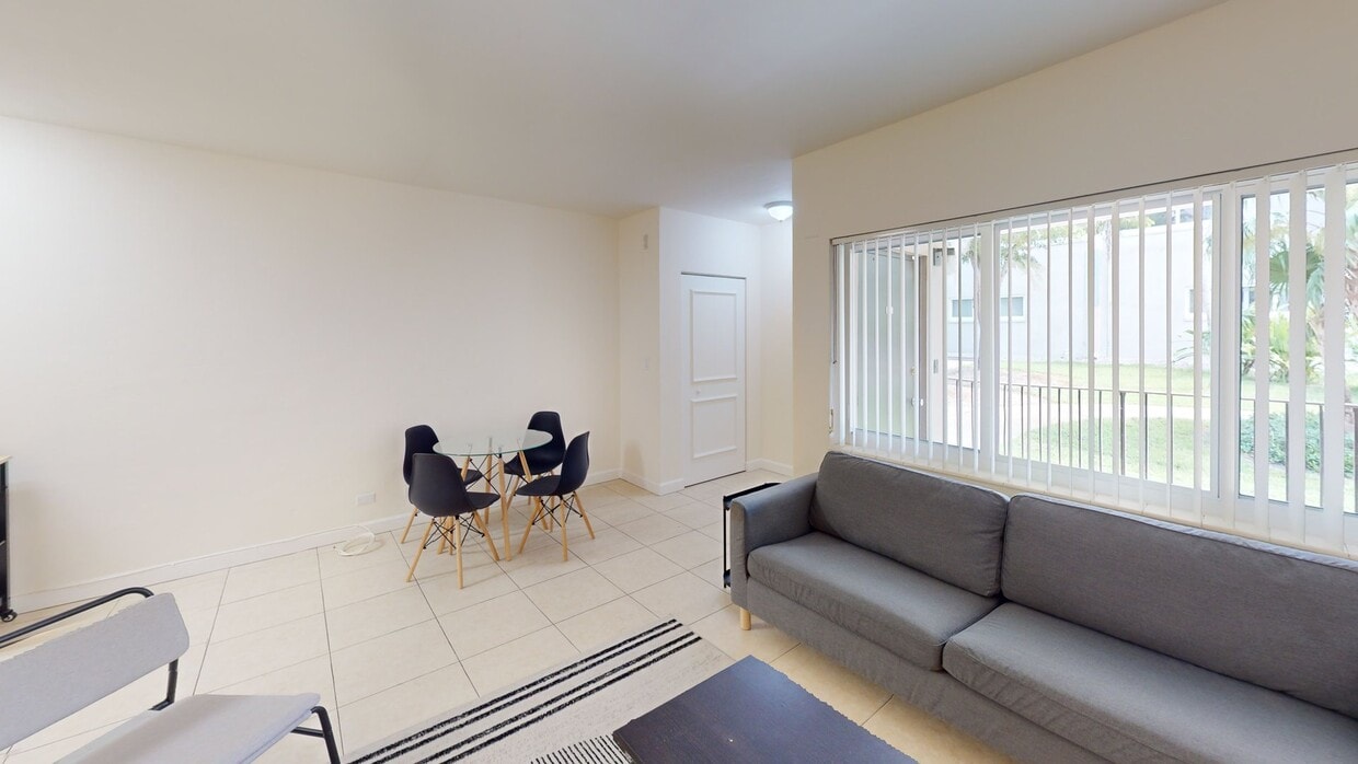 Photo - Cynthia Gardens Apartments