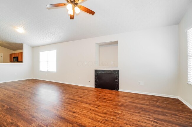 Foto del edificio - 5393 Blanchard Dr