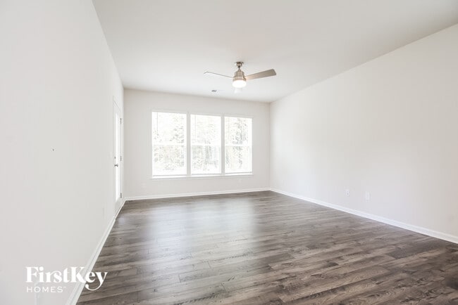Building Photo - 429 Yoshino Cherry Dr