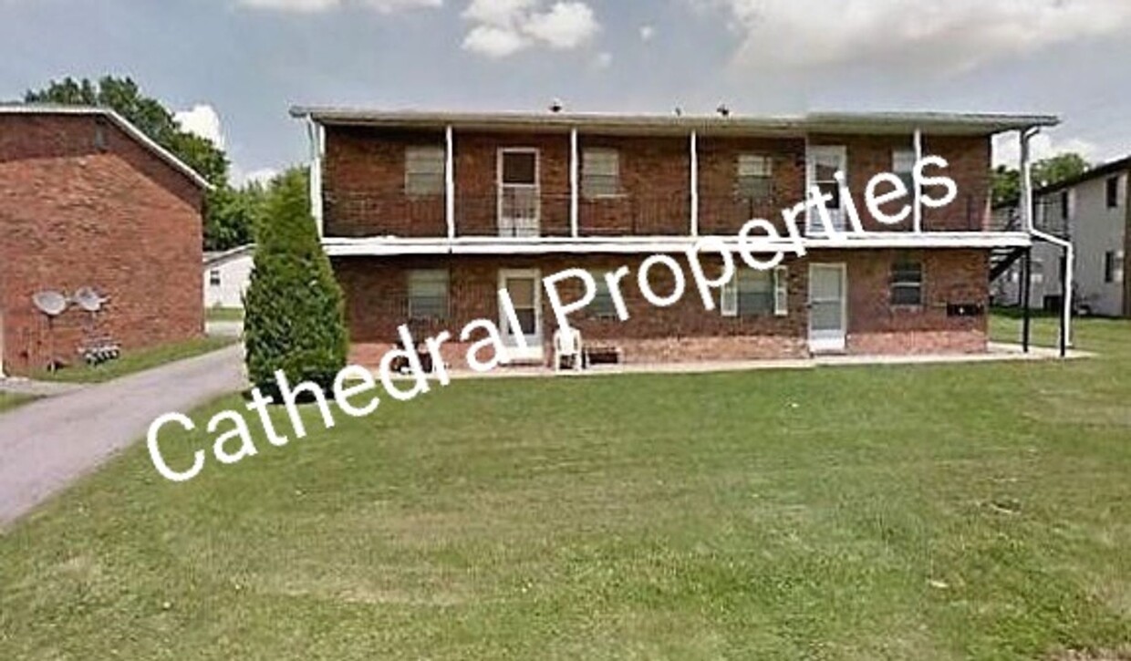 Primary Photo - 106 Lee Drive