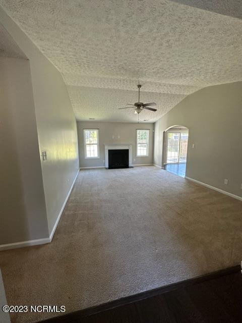 Building Photo - 109 Apple Dr